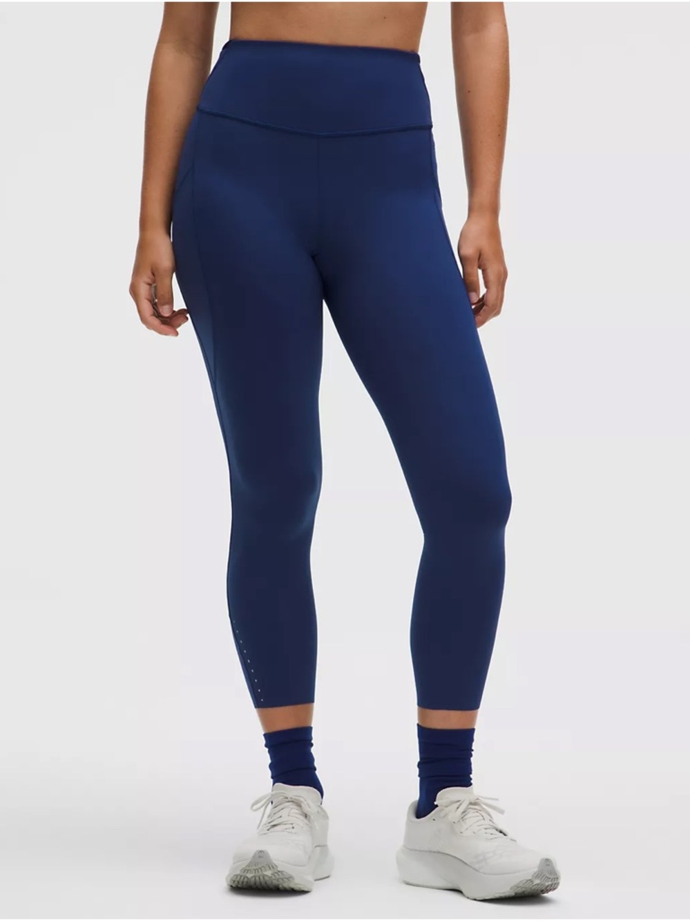 lululemon fast free  High-Rise crop  Blue size 8 never worn but washed once